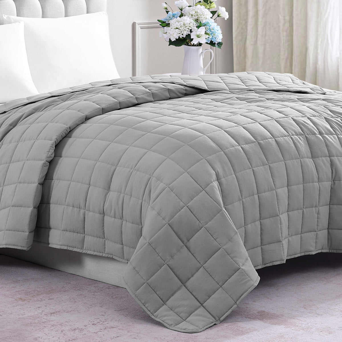 Quilted Bed Blanket cp-gallery: color=Silver; size=Twin-XL